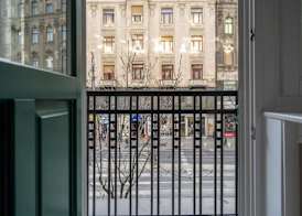 Kã¡roly Boutique Suites, Best Location By Bqa 4