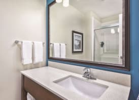 La Quinta by Wyndham Niagara Falls 4
