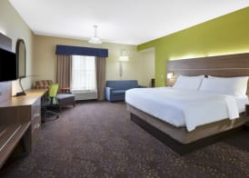 Holiday Inn Express & Suites CIRCLEVILLE by IHG 3