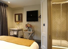 The Wheatsheaf Inn 2