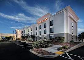 Hampton Inn & Suites Tucson East 4