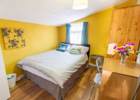 Authentic London - Four Bedroom Victorian House 3
