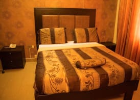 The Stonehouse Hotel 4