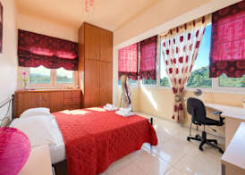 Natura House 4