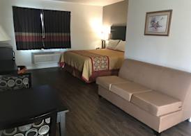 Manhattan Inn & Suites 4