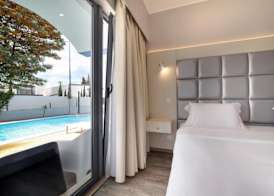 Hotel Santa Eulália Bay 5