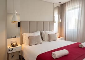 Hotel Canada 4