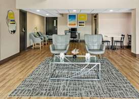 Days Inn & Suites by Wyndham DeSoto 3
