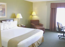 Holiday Inn Express EVANSVILLE - WEST by IHG 4