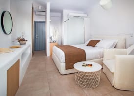 Alunia Incognito Suites - Adults Only 2