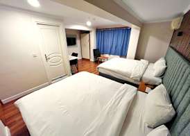 Naila Hotel 5