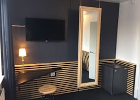 Hotel-B 4