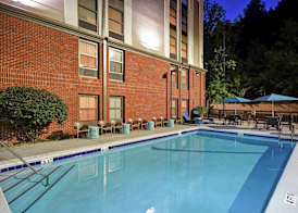 Hampton Inn Atlanta-Mall of Georgia 5