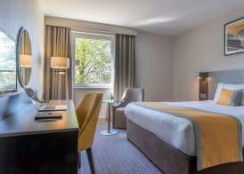 Maldron Hotel Belfast International Airport 5