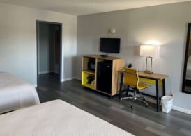 Days Inn by Wyndham Gatesville 2