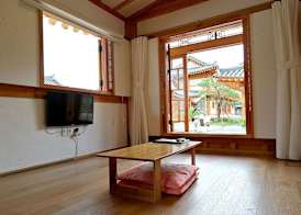Hwangnamguan Hanok Village 3