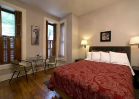 Wicker Park Inn 4