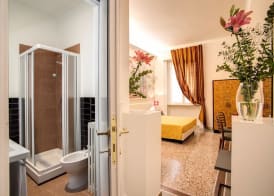 Roma In Una Stanza Guesthouse 5