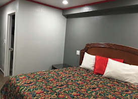 Broadway Inn Motel 5