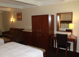 Lexington Inn & Suites NW Chicago Elgin 3