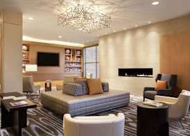 DoubleTree Suites by Hilton Hotel Boston - Cambridge 4