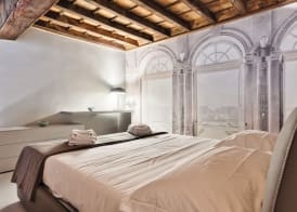 GuestHost - City Center Quadrilatero Romano 5