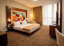 The Landmark Hotel 5