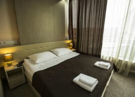Tbiliseli Inn 4