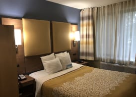 Days Inn by Wyndham Brooklyn 4