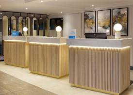 Hilton Cobham 4