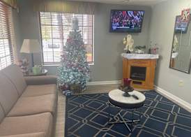 Red Roof Inn & Suites Hinesville Renovated with breakfast 2