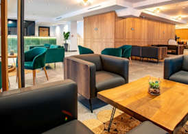 Ador Hotel 5