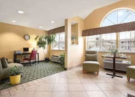 Days Inn & Suites by Wyndham Lafayette IN 2