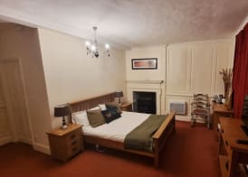 The George and Dragon Inn 5