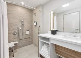 Wyndham Garden Anna 3