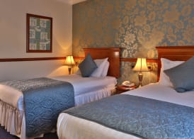 Woodlands Hotel, BW Signature Collection 3