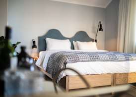 CURIOCITY Green Point 4