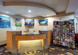 Howard Johnson Plaza by Wyndham by the Falls Niagara Falls 3