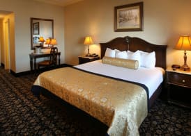 The Claridge Hotel 3