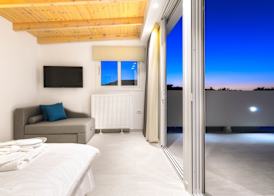 Iakinthos, Tsilivi Beach 2