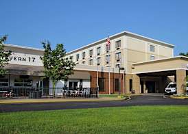 DoubleTree by Hilton Mahwah 3