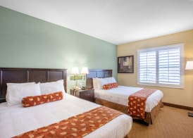 staySky Suites I-Drive Orlando Near Universal 4