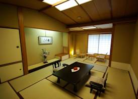 Kasuga Hotel 4
