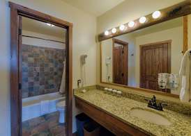 Signal Mountain Lodge 4