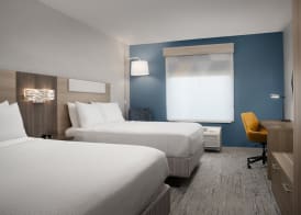 Holiday Inn Express & Suites Alexandria - Fort Belvoir, an IHG Hotel 4