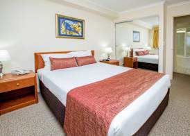 Springwood Tower Apartment Hotel 4