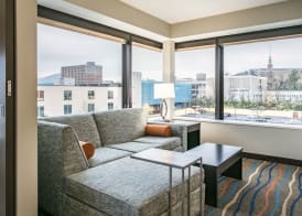 Holiday Inn Hotel & Suites Chattanooga by IHG 4