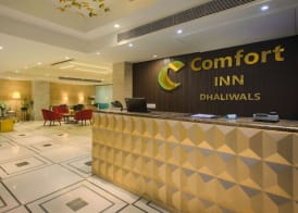 Comfort Inn Dhaliwals Gurgaon 2