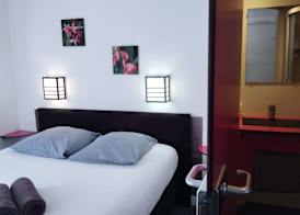 Kyriad Direct Saintes 5