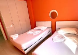 LUXURY RESIDENCE 5